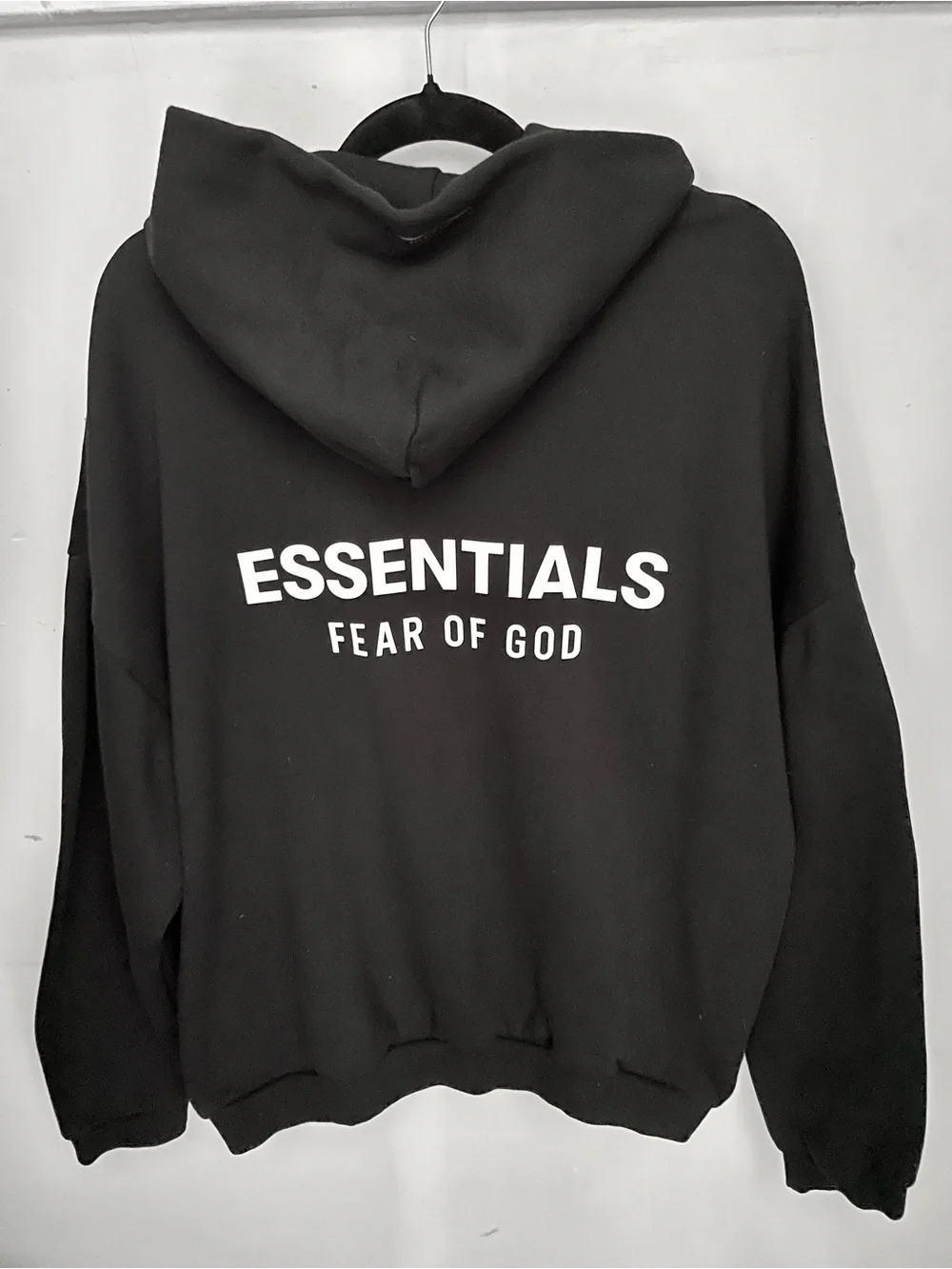 Fear of God Essentials Black Fleece Hoodie II FW24 - Picture 4 of 4